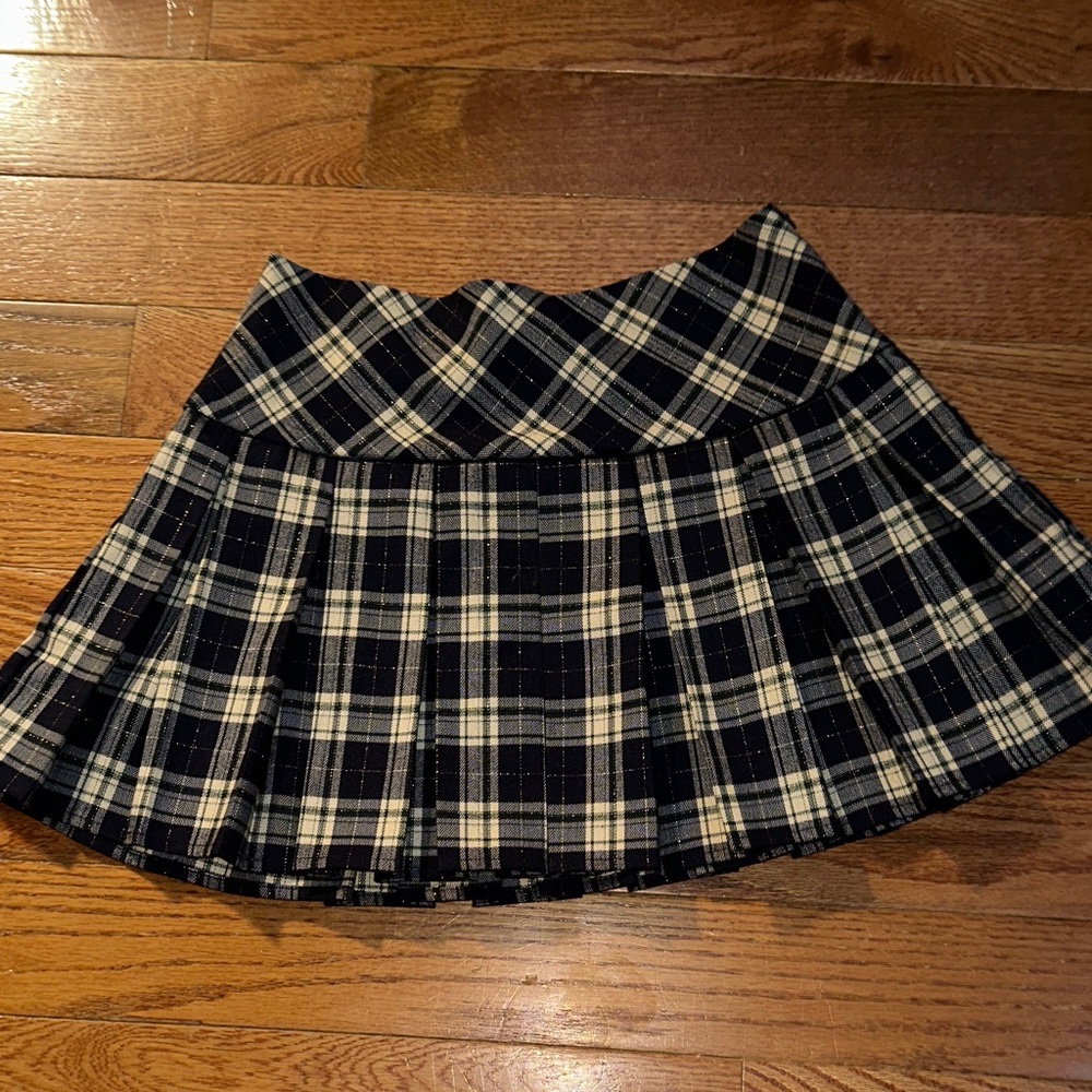 Plaid Pleated Mini Skirt in Navy and Cream